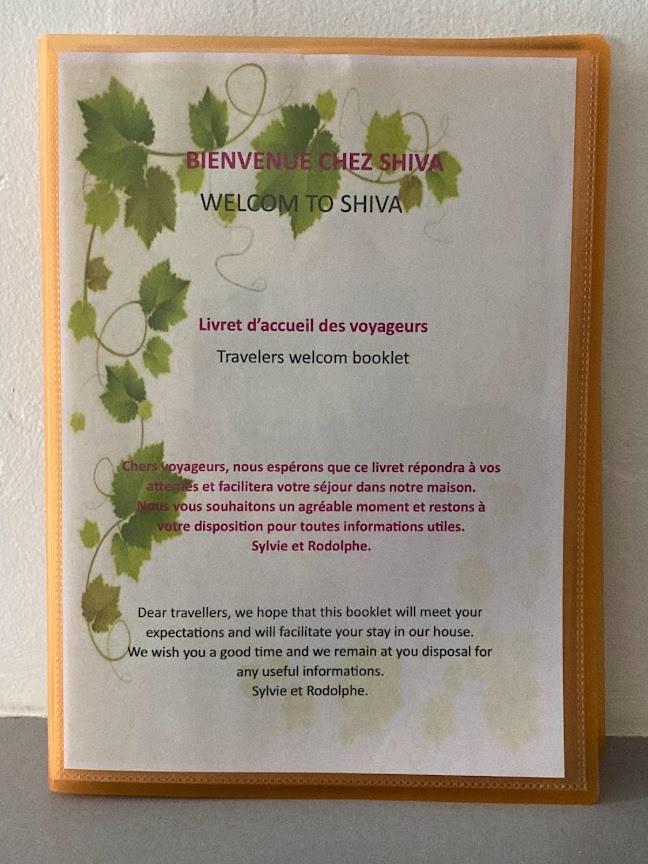 Bienvenue Chez Shiva Apartment Chateauneuf-du-Pape Bagian luar foto